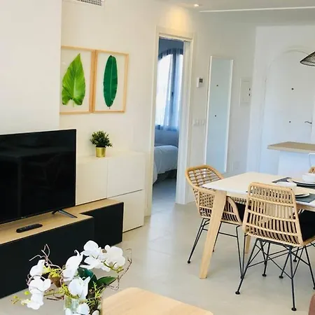 Apartment Luxury Modern By The